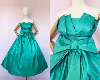 Vintage / 1980 80s does 1950s 50s / Good Witch / Full Skirt Ballgown / Bridal Bridesmaid Bow / Teal Turquoise Party / Pinup