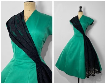 Vintage / 1950s 50s / Full Skirt Lace Sash Dress / Emerald Green Black / Pinup