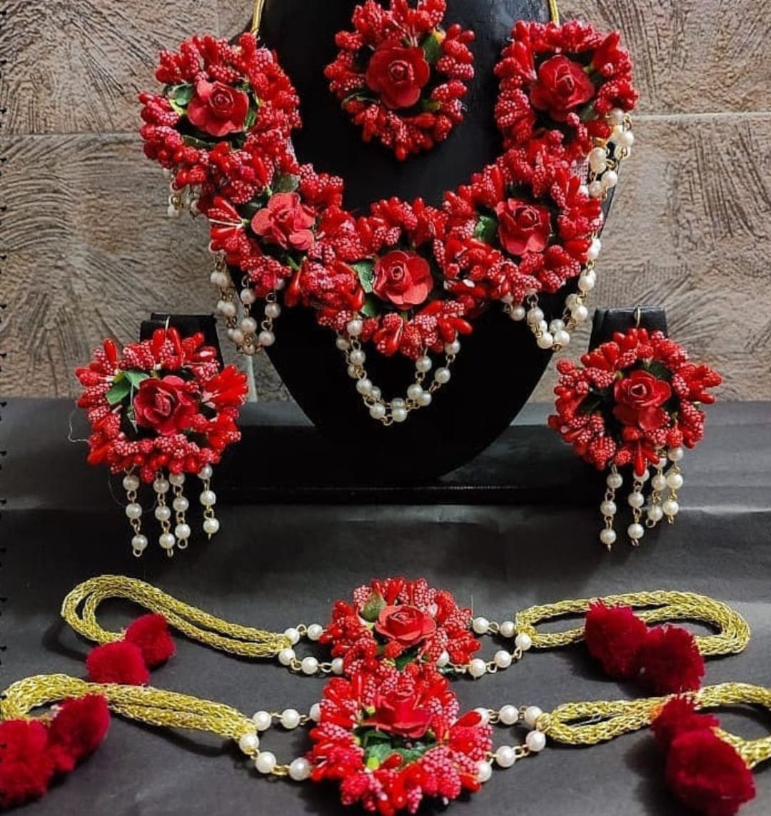 Flower jewelry shop making