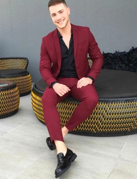 Burgundy Slim Fit Burgundy Suit Wedding Tailor Made Blazer And Pants Set  For Weddings, Work, And Casual Wear From Qiyuancai, $112.33 | DHgate.Com