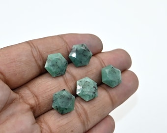 Naturlig smaragd Hexagon Stegslipad Ädelsten – Lös Grön Smaragdsten 8-14 mm för Smyckestillverkning, Anpassade Smycken, Maj Födelsesten