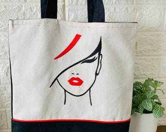 Tote bag with embroidery so chic