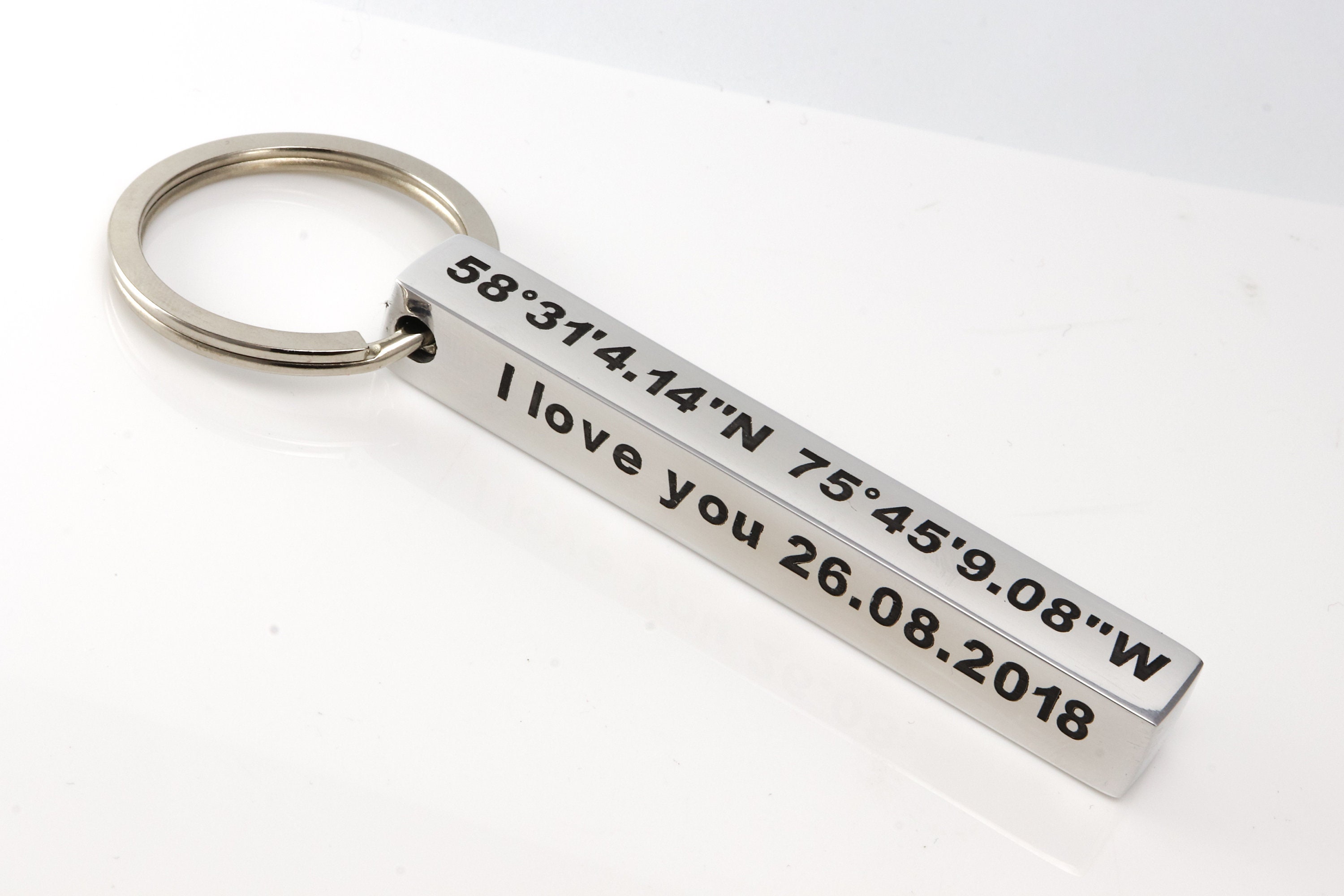 Mens valentine personalized keychain bar keychain 4 sided dad Etsy España