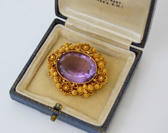Fine Quality Antique Amethyst and Gold Cannetille Brooch, circa 1830