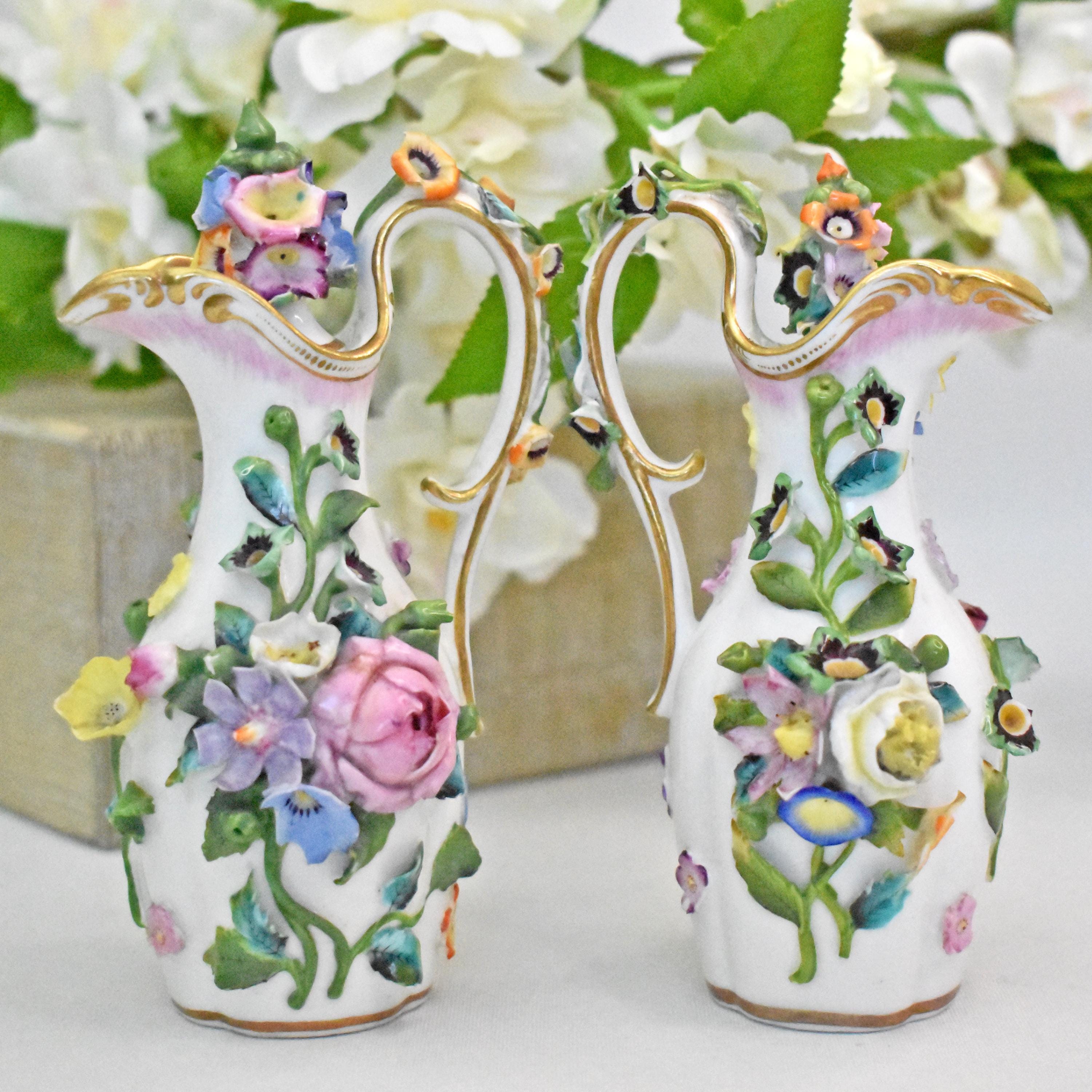 花模様の磁器製香水瓶/水差し、ミントン製、1840年頃 - Etsy 日本 花模様の磁器製香水瓶/水差し、ミントン製、1840年頃 - Etsy 日本