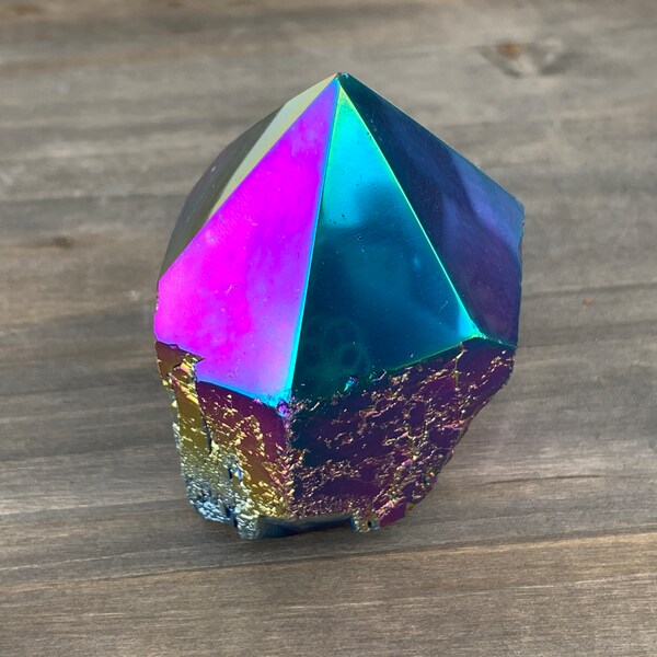 Rainbow Titanium Aura Quartz - Piedra de nacimiento, Regalo de inauguración de la casa, Decoración del hogar, Cristales y piedras en bruto, AQ6