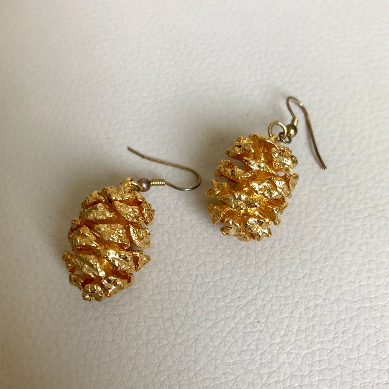 Vintage gold colour earrings pine cone earrings Costume jewelry for women