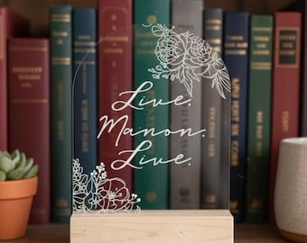 Lebe, Manon | Manon Schwarzschnabel | Kantenhocker | Thron aus Glas inspiriert | Booktok Zeichen | Bücherregal Dekor | TOG Geschenk