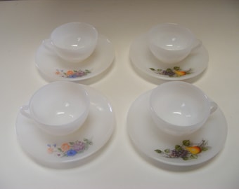 Arcopal "Opale" Milk Glass Set of Four Espresso, Cups and Saucers