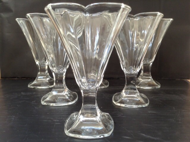 Luminarc/Dessert/Sundae Coupés/Verres, Set Of Six, Millésime Français, Années 1970, Bord Cannelé/Fes