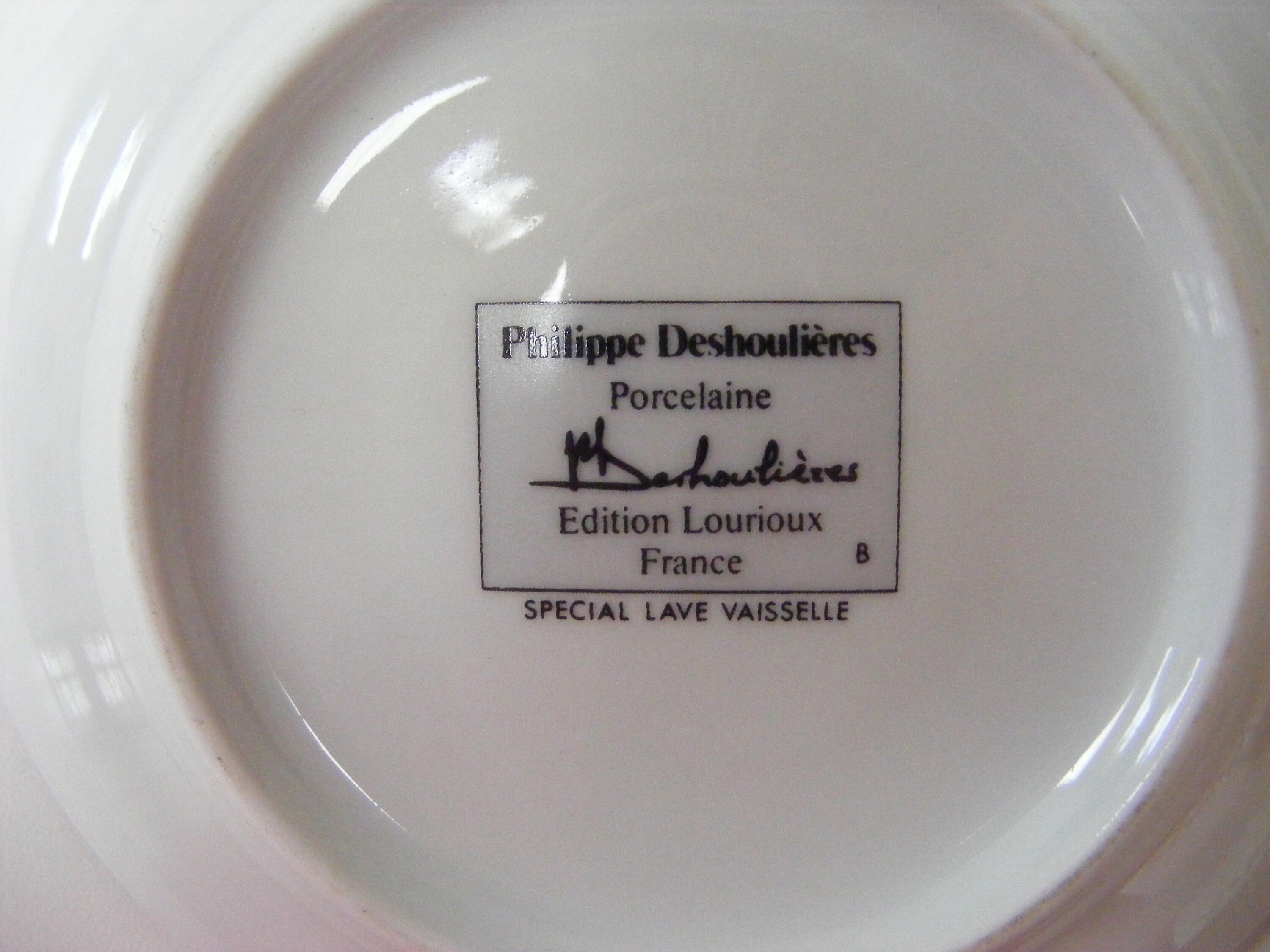 Drink & Barware All Perfect 6 French Porcelain Coffee Cups and Saucers