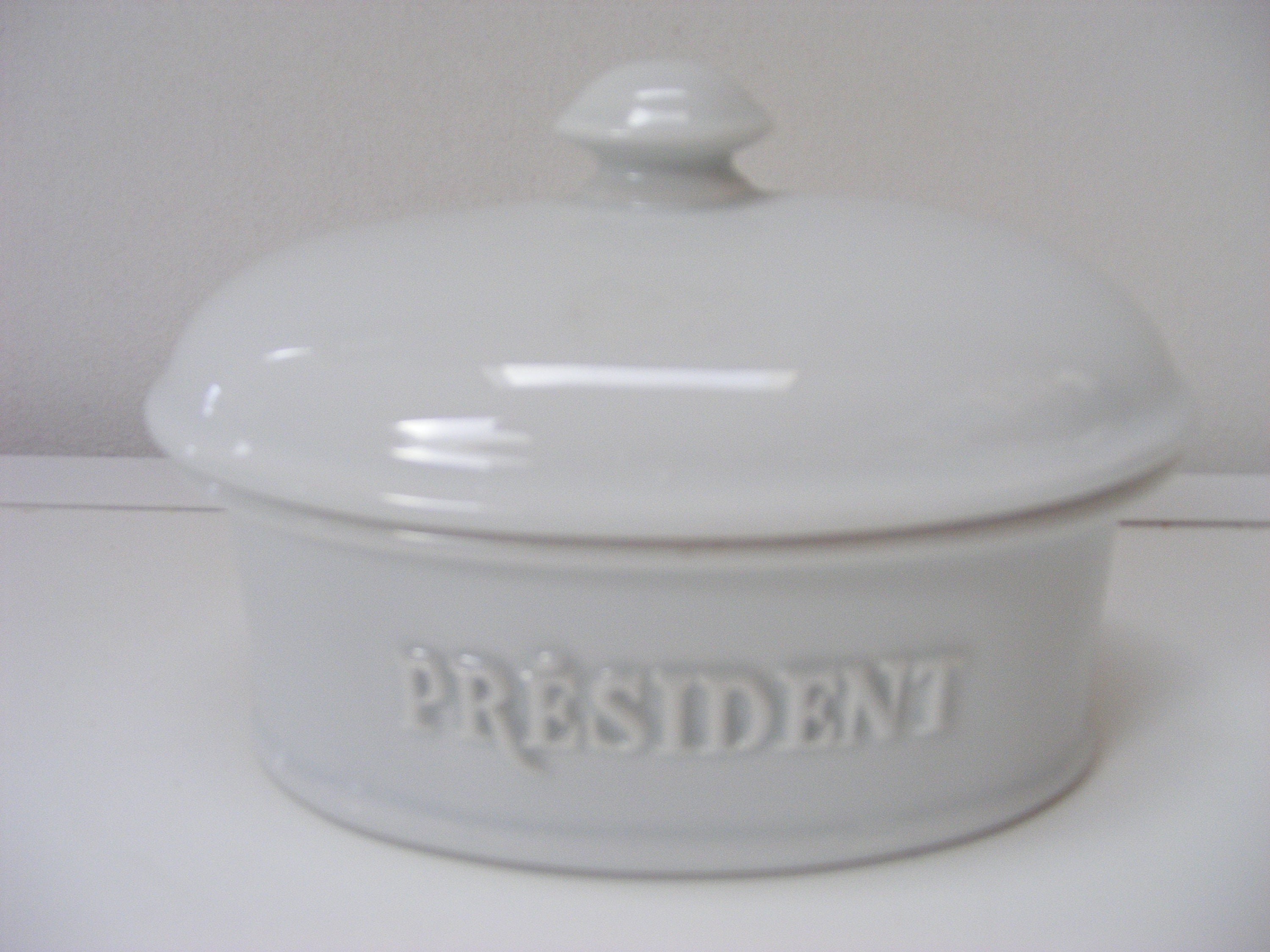 Apilco President Butter Dish, Français Millésime, Porcelaine Blanche