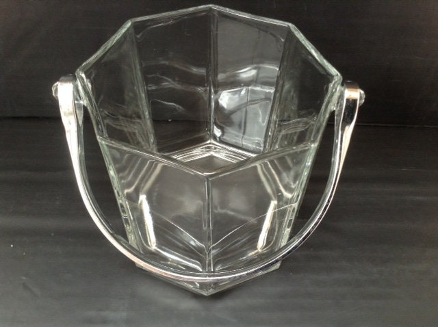 Seau à Glace de Luminarc, Octime, Eight Sided, 24% Plomb Crystal, Silver Chromed Handle Beautiful Cl