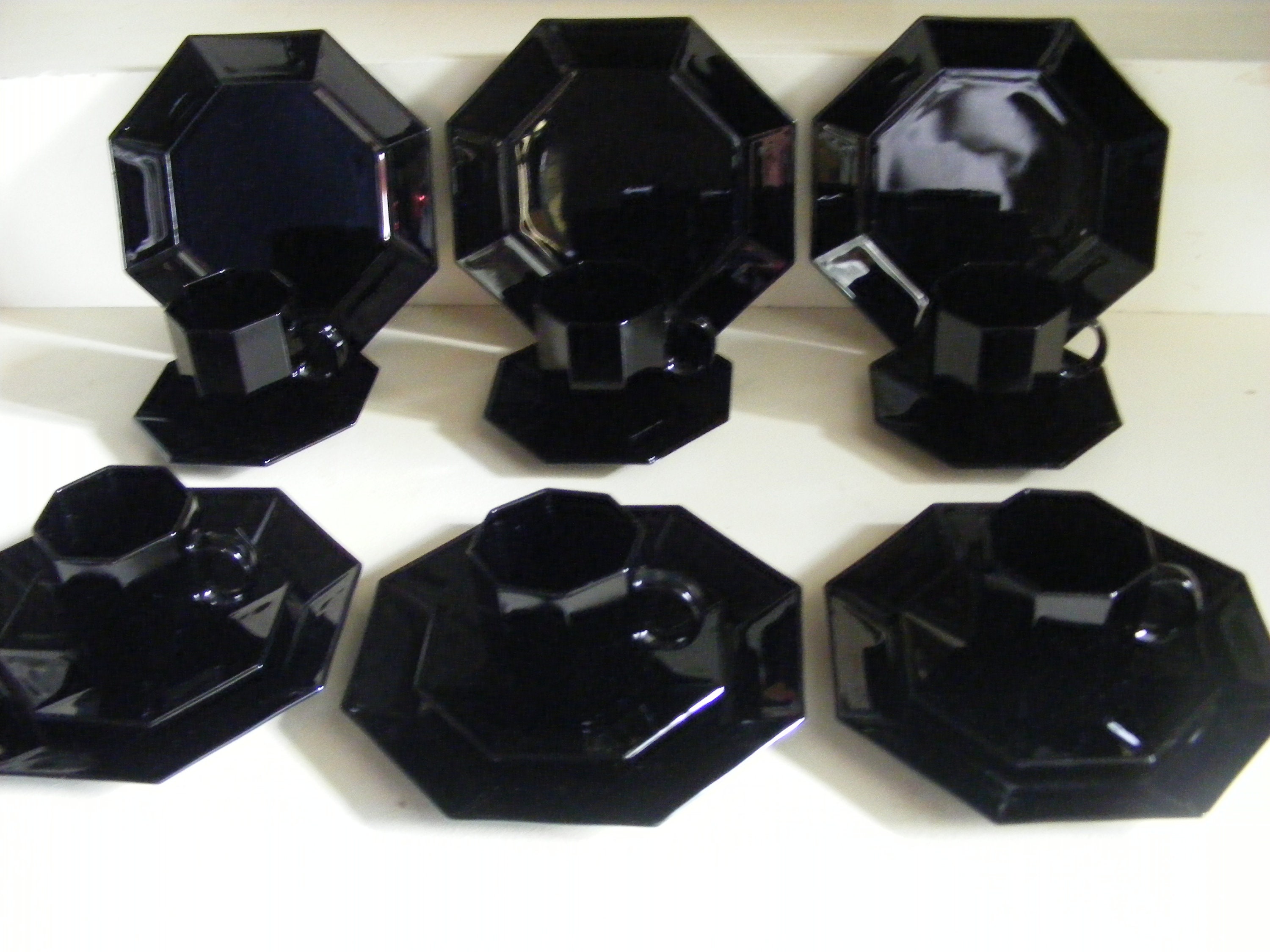 Arcoroc/Arcopal Octime Octagonal Black Milk Glass Breakfast Sets, Cup, Soucoupe et Side Plate, Set O