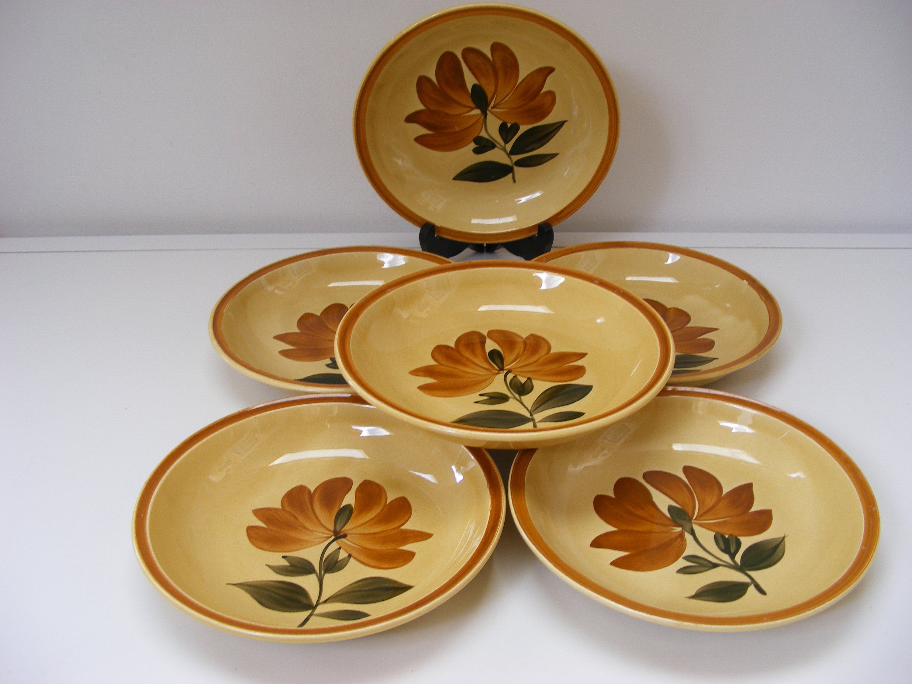 Gien Hollow Plats, Salades, Pâtes, Etc Ensemble de Six, Empoli, Design, Hand Painted.