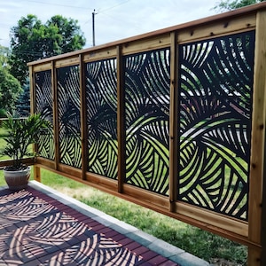 Pylos Metal Trellis/Privacy Screen