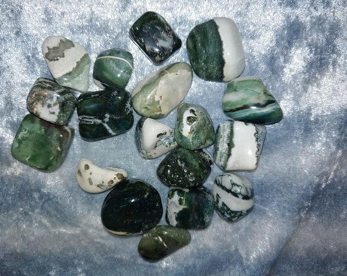 Green Sardonyx Tumbled (#137)