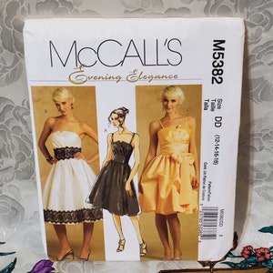 McCalls 5382 UNCUT Factory Fold, Size DD 12-14-16-18