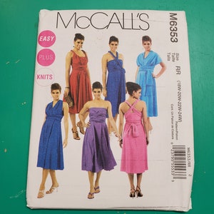 McCalls 6353 ONBESNEDEN maat 18w-20w-22w-24w