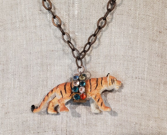 Artistic Tiger Necklace - image 1