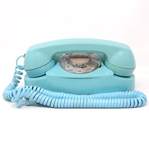 Vintage Turquoise Rotary Princess Telephone