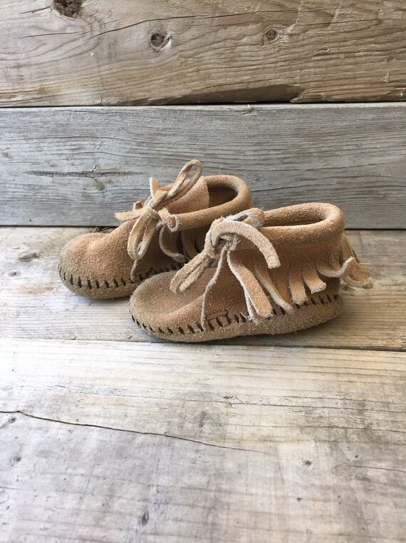 minnetonka baby moccasins