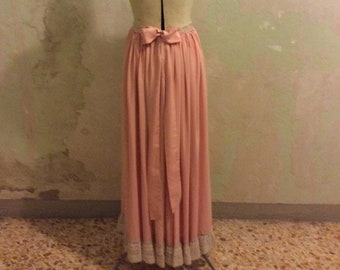 gonna lunga vintage originale anni 40 seta rosa con fiocco e pizzo fatta a mano