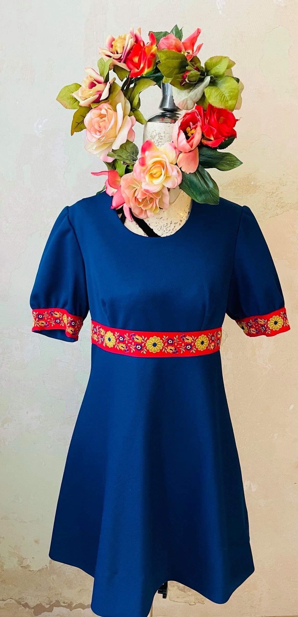abito vintage originale anni 60 MOVIE COSTUME bellissimo  blu con ricami fatto a mano