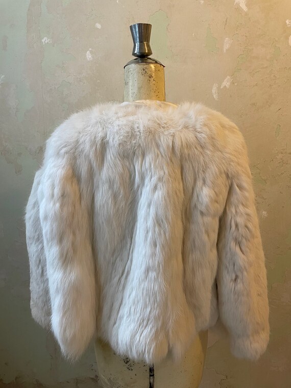 Sneakers Bianca Uomo In Vera Pelle Modello Meccanico Con Borchie Argento Fondo Ovale Alto
