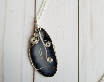 Black Agate Necklace, Black Agate Pendant, Gray Agate, Gemstone Necklace, Gemstone Pendant, Crystal Pendant, Women's Gift, Men's Gift