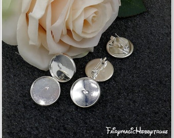 5 brooch blanks light silver coloured with setting for 18 mm cabochon