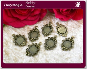 10 oder 30 florale Anhänger bronzefarben mit Fassung für 12mm Cabochon 30 x 21mm