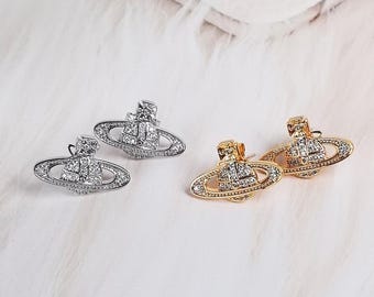 Puces d'oreilles Saturne CZ Planet Cadeau personnalisé pour elle