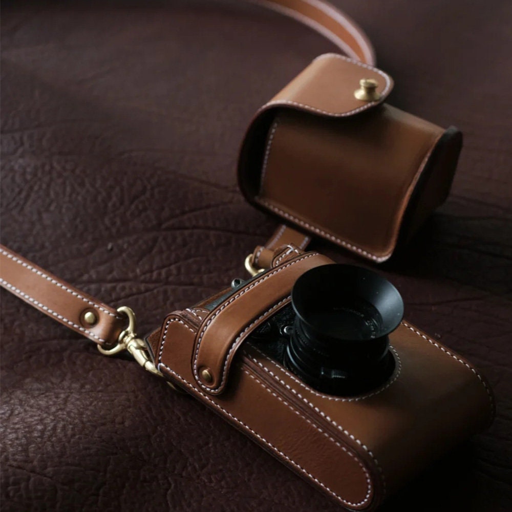 Bag M-System, leather | Leica Camera AG