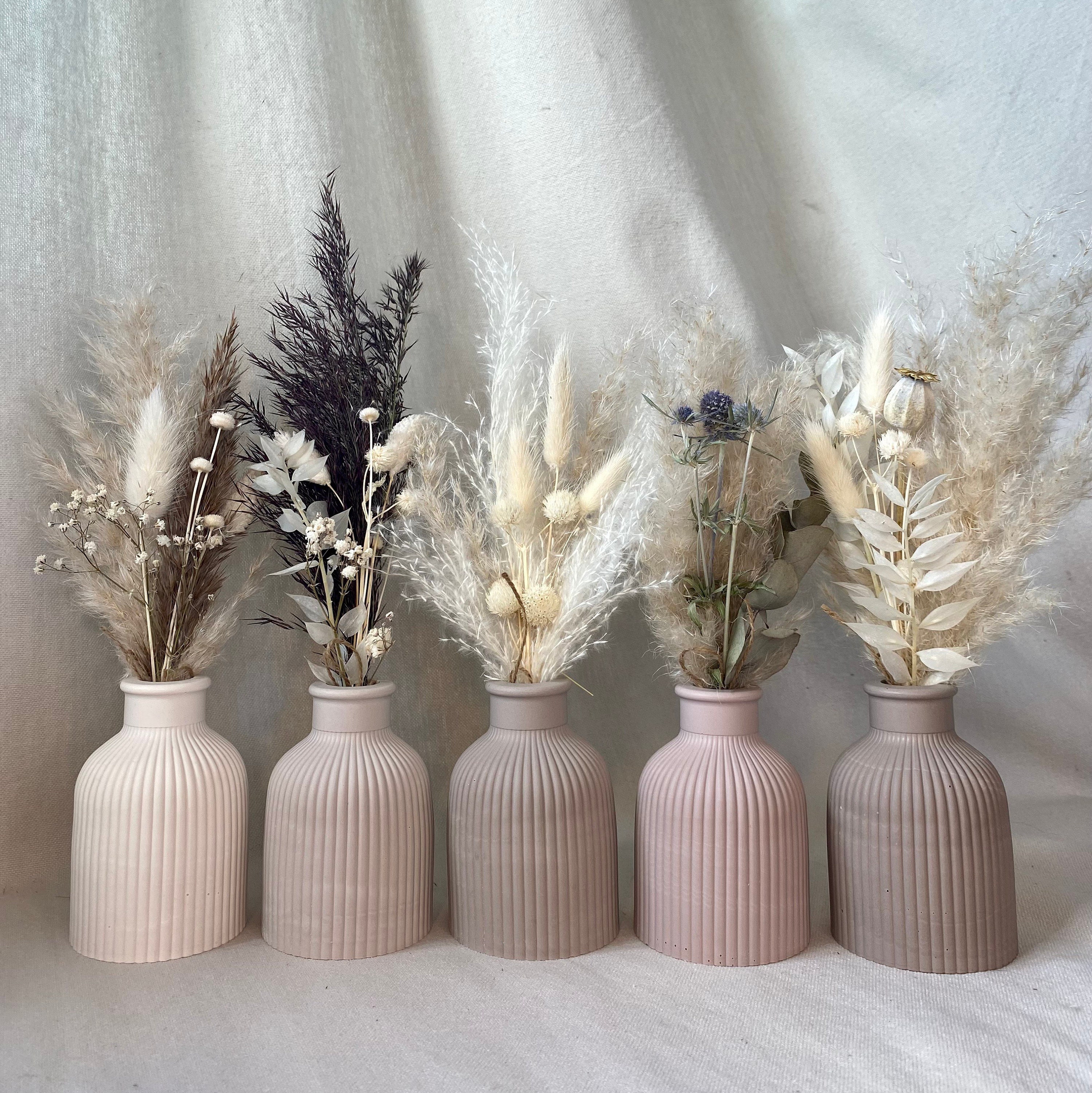 Kleine Vase mit Trockenblumen Optionen | Handgefertigte Vase | Jesmonite | Knospe Vase | Trockenblumenvase | Knospe Vase | Neutral Boho Dekor | Geschenk
