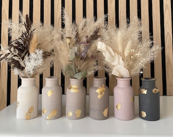 Kleine vaas met bladgoud en gedroogde bloemen | Handgemaakt | Jesmoniet | Bloemenvaas | Vaas met gedroogde bloemen | Bloemenvaas | vaas met melkfles | Cadeau