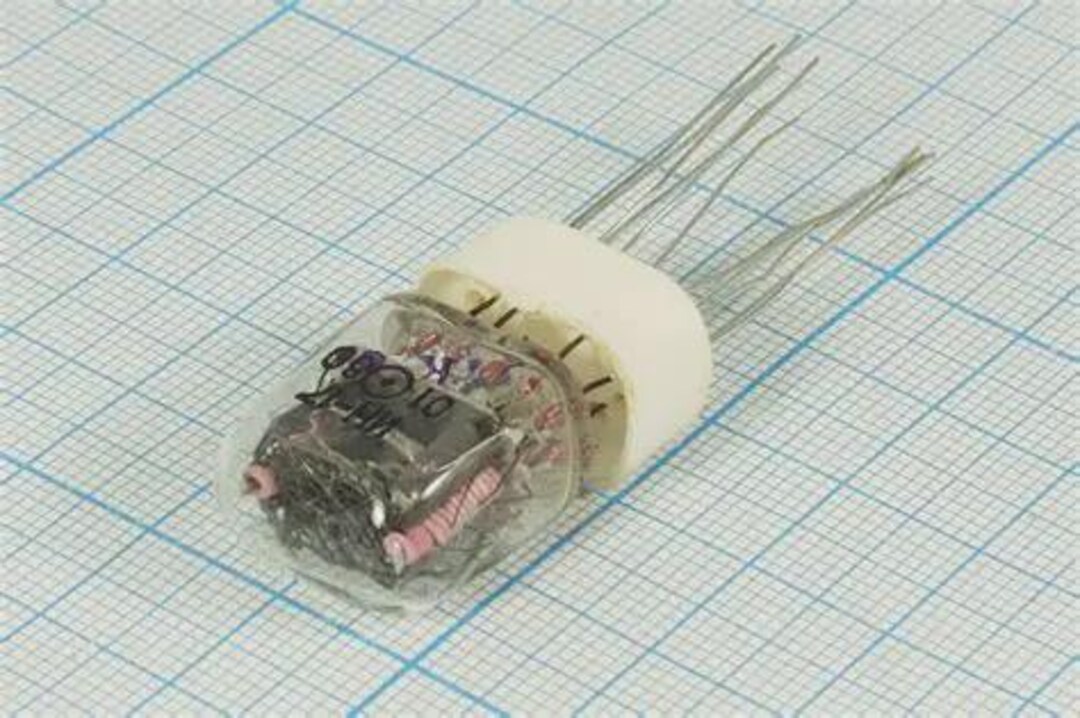 4x IN-17 / IN17 Small Tiny Nixie Tubes for Clock (NEW, NOS, Tested