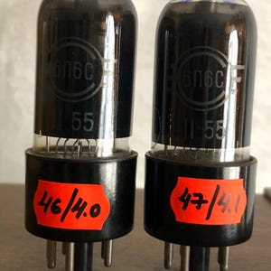 2x Vintage zeldzame 6P6S (6V6, 6AY5) Svetlana USSR Tetrode (NIEUW, NOS) Matched Pair, jaren 50