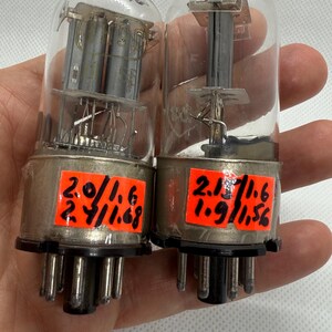 2x VINTAGE Millitary 6N9S (6SL7 6SU7 ~1579) Double Triode, METAL BASE Matched Pair #5
