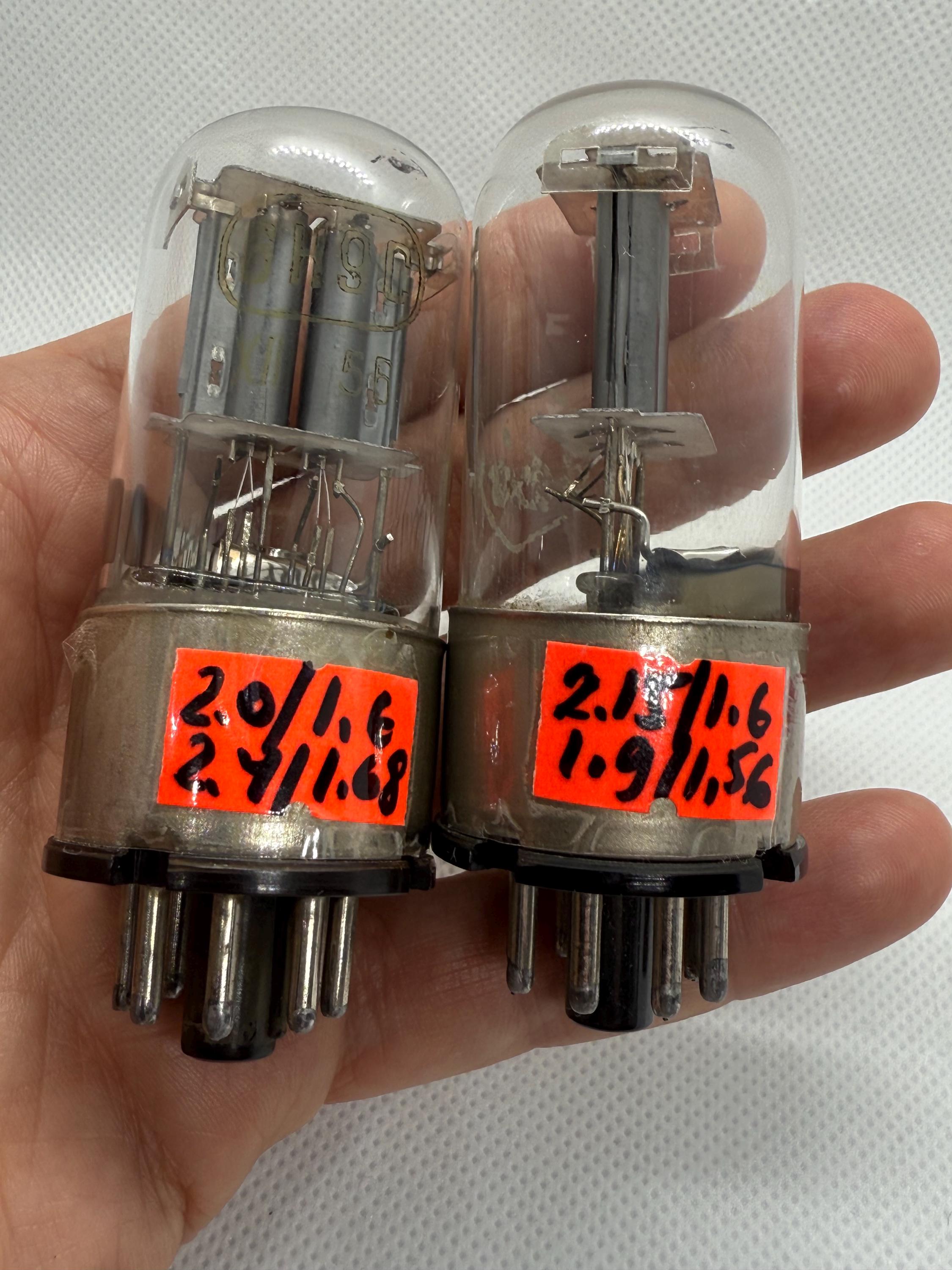 2x VINTAGE Millitary 6N9S (6SL7 6SU7 ~1579) Double Triode, METAL