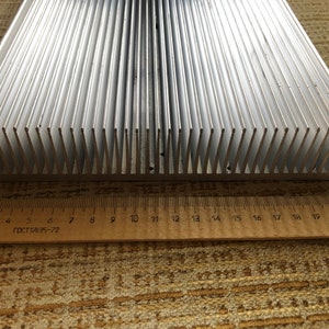 1x BIG Huge USSR Aluminum Heat Sink Radiator (300 mm x 225 mm x 40 mm) weight 2.3 kg