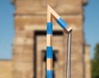 Bâton égyptien doré et bleu | Fléau | Accessoire déguisement | Modèles imprimables Papier 3D Motif polygonal géométrique DIY