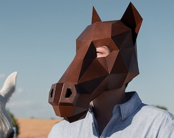 Papierpferdemaske | Druckvorlagen, 3D-Maske, geometrisch, polygonal, selbstgemacht, Schnittmuster zum Herunterladen, DIY-Kostüm, PDF