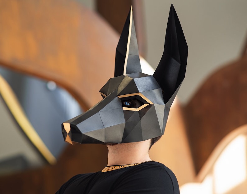 Masque d'Anubis / Chacal de papier Modèles imprimables, Masque 3D, Géométrique, Polygonale, Fait maison, Patron téléchargeable, Costume DIY image 1