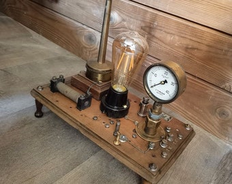 Retro industriële steampunklamp (upcycling compositie)