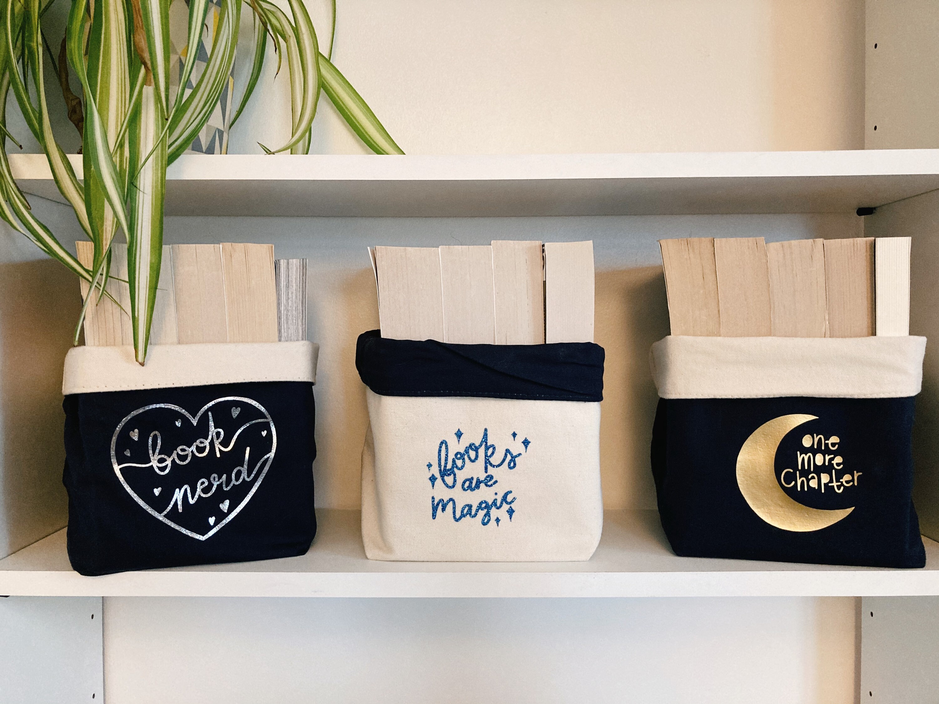 Book TBR decor bag mini