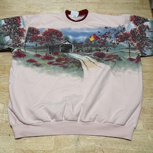 Camiseta de cuello redondo con estampado integral de sol de mañana vintage, puente cubierto, árboles y pájaros, talla 3X, EE. UU.