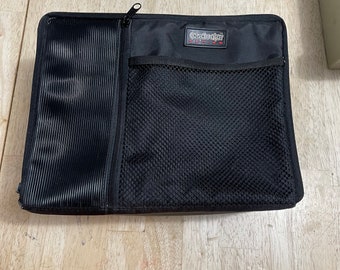 CONDUCTOR SERIES 30 CD Carrying Case Black Nylon Zipper Case with Plastic inside.