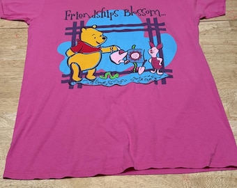 Vintage Winnie the Pooh T-Shirt Friendships Blossom 90s Disney Designs One Size.