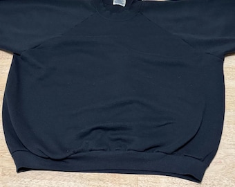 Vintage Fruit Of The Loom 90’s Blank Crewneck Sweatshirt Black Raglan Size 3XL.